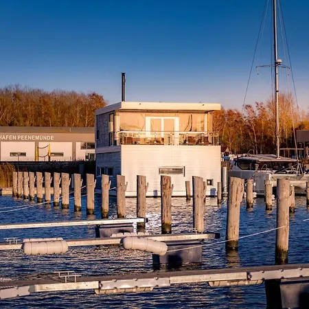 Yachthafen Perle Botel Peenemunde